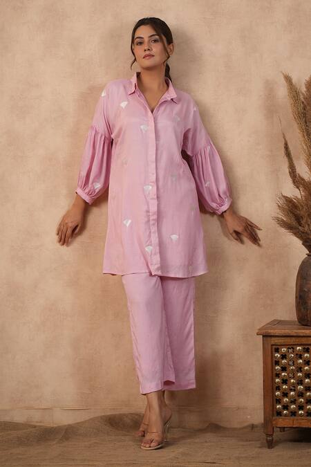 Buy_Masoomm_Pink Cotton Embroidery Collared Floral Coord Set 