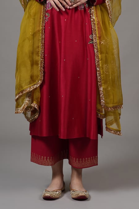 Shop_Joy Mitra_Red Chanderi Embroidery Round Neck Cardinal Anar Kurta Set _Online_at_Aza_Fashions