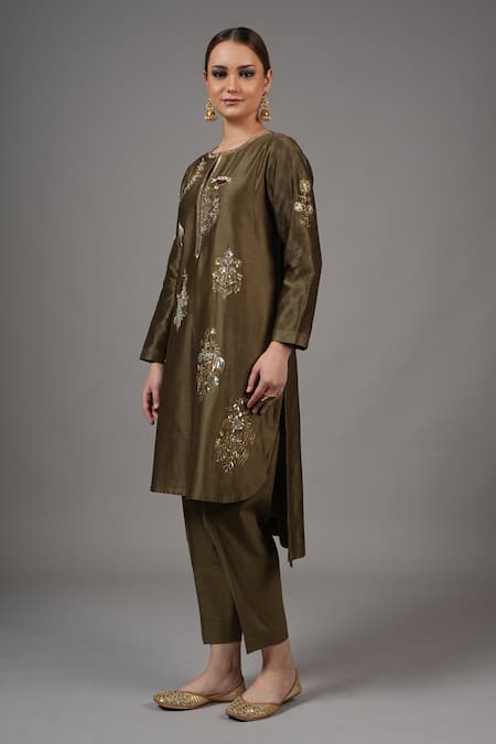 Joy Mitra_Brown Chanderi Embroidery Round Neck Tobacco Hand Kurta Set _Online_at_Aza_Fashions