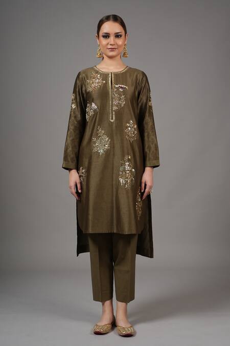 Buy_Joy Mitra_Brown Chanderi Embroidery Round Neck Tobacco Hand Kurta Set _Online_at_Aza_Fashions