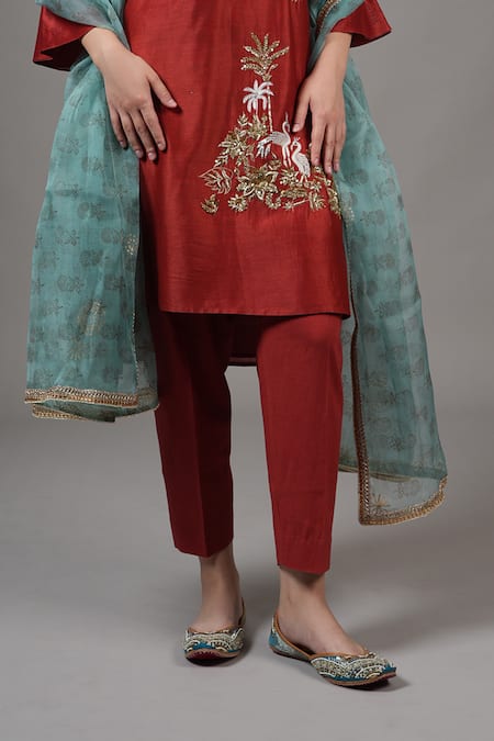 Joy Mitra Red Chanderi Embroidery Round Neck Brown Hand Kurta Set at Aza Fashions Joy Mitra_Red Chanderi Embroidery Round Neck Brown Hand Kurta Set _at_Aza_Fashions