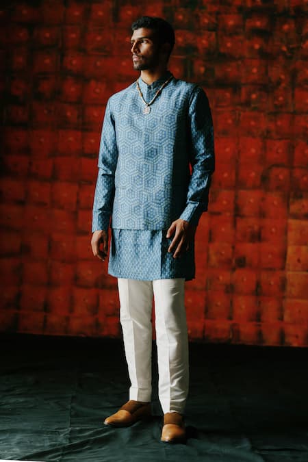 Drishti & Zahabia Indigo Printed Kurta Set 