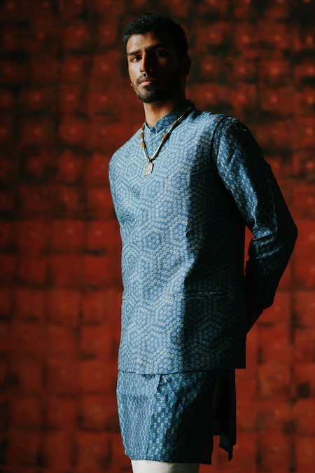 Buy_Drishti & Zahabia_Blue Silk, Cotton Embroidery Indigo Printed Kurta Set _Online_at_Aza_Fashions