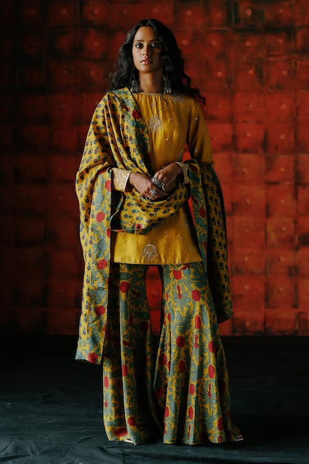 Drishti & Zahabia Amber Ajrakh Print Kurta Set 