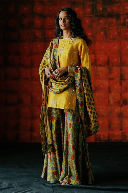 Shop_Drishti & Zahabia_Yellow Silk Sequins, Mirrors Round Neck Amber Ajrakh Print Kurta Set _Online_at_Aza_Fashions