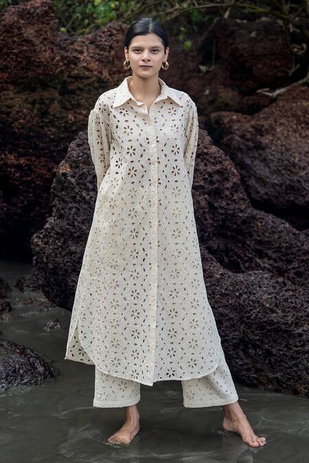 Raas Life_Cream Embroidery Collared Hakoba Tunic And Pants Set _at_Aza_Fashions