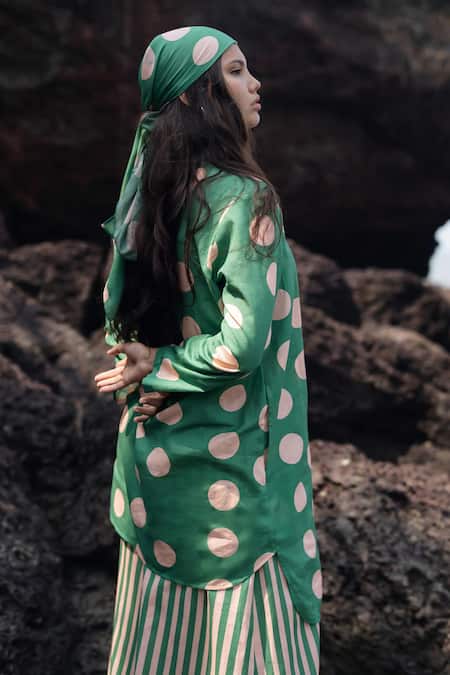 Buy_Raas Life_Green Linen, Cotton Round Neck Polka Dot And Striped Kurta Set _Online_at_Aza_Fashions