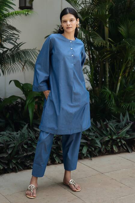 Buy_Raas Life_Blue Denim, Cotton Round Neck Iris Chambray Kurta Set 