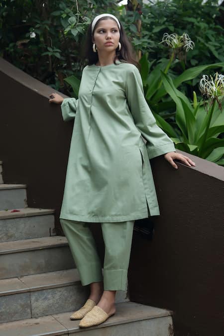 Shop_Raas Life_Olive Green Linen, Cotton Round Neck Iris Kurta Set _at_Aza_Fashions