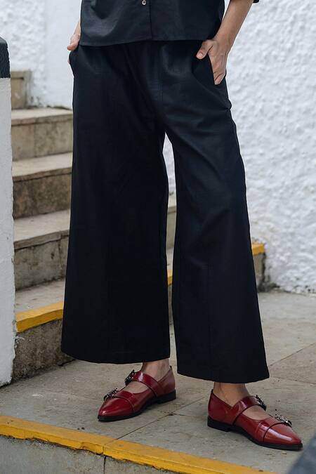 Shop_Raas Life_Black Linen, Cotton V-neck Missu Coord Set _Online_at_Aza_Fashions