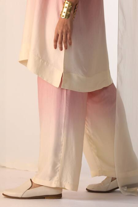Buy_Myoho_Pink Linen, Satin Beads V-neck Hand Embroidered Kurta Set _Online_at_Aza_Fashions