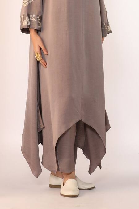 Buy Myoho Gray Linen, Satin Embroidery Round , Keyhole Straight Kurta With Pant Online at Aza Fashions Buy_Myoho_Gray Linen, Satin Embroidery Round , Keyhole Straight Kurta With Pant _Online_at_Aza_Fashions