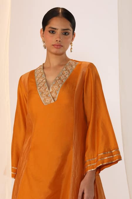 Myoho_Orange Silk, Chanderi Embroidery V-neck Hand Kurta Set _Online_at_Aza_Fashions
