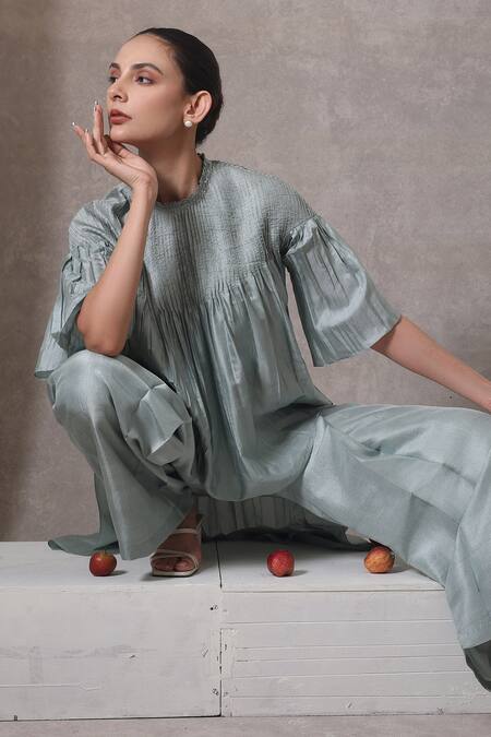 Buy_Chokhi Chorri_Blue Silk Round Neck High-low Top And Pleated Pants Set _Online_at_Aza_Fashions