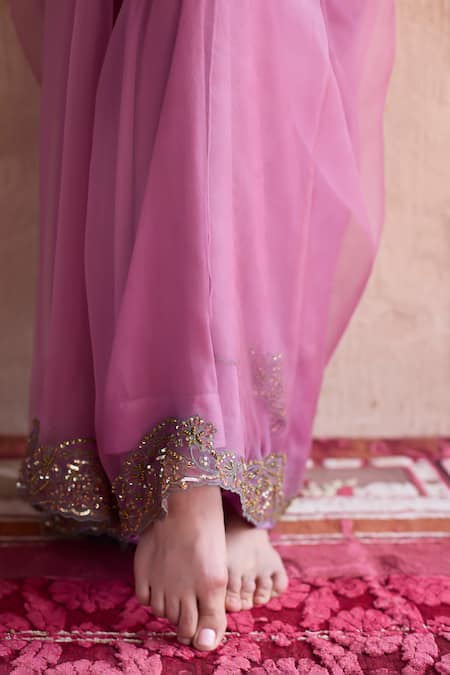 Buy Sarang Kaur Purple Chanderi Silk Hand Organza Saree With Unstitched Blouse Piece Buy_Sarang Kaur_Purple Chanderi Silk Hand Organza Saree With Unstitched Blouse Piece