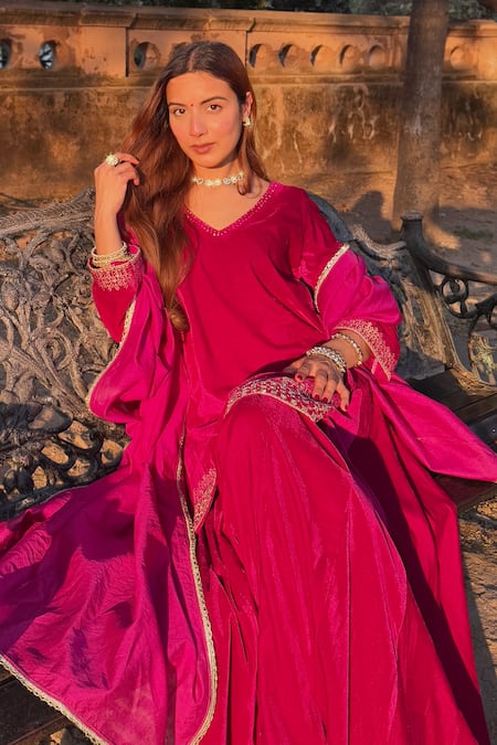 House Of TA-YA Pink Viscose, Velvet Lace, Embroidery V-neck Kurta And Gharara Set at Aza Fashions House Of TA-YA_Pink Viscose, Velvet Lace, Embroidery V-neck Kurta And Gharara Set _at_Aza_Fashions