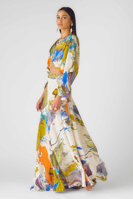 Basanti - Kapde Aur Koffee_Ivory Crepe Crystals V-neck Embroidered Set _Online_at_Aza_Fashions