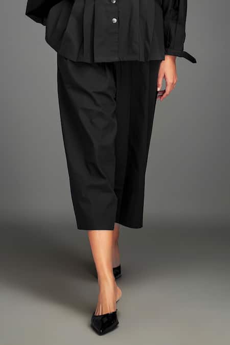 Deepika Arora_Black Cotton Metallic Thread Collared Structured Co-ord Set _Online_at_Aza_Fashions