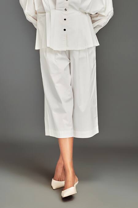 Deepika Arora_White Cotton Metallic Thread Collared, V-neck Structured Co-ord Set _Online_at_Aza_Fashions