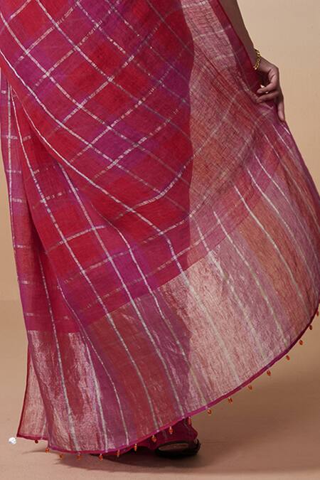 Dressfolk_Pink Handloom Cotton Zari Rani Checks Linen Saree With Running Blouse_at_Aza_Fashions