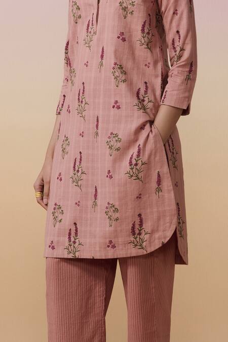 Dressfolk Pink Cotton Open Neck Floral Hand Block Printed Kurta Set at Aza Fashions Dressfolk_Pink Cotton Open Neck Floral Hand Block Printed Kurta Set_at_Aza_Fashions