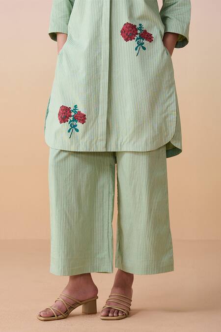 Buy_Dressfolk_Mint Cotton Embroidery Round Neck Blue Floral Block Print Kurta Set_Online_at_Aza_Fashions