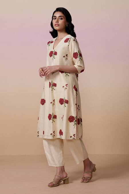 Shop_Dressfolk_Ivory Chanderi V-neck Floral Print Kurta Set_Online_at_Aza_Fashions