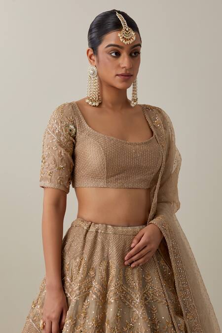 Ikshita Choudhary Gold Organza Embroidery Square Neck Lehenga Set Online at Aza Fashions Ikshita Choudhary_Gold Organza Embroidery Square Neck Lehenga Set _Online_at_Aza_Fashions