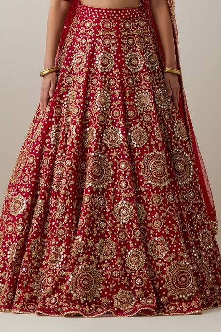 Ikshita Choudhary_Red Net, Chanderi Embroidery Asymmetric Lehenga Set _at_Aza_Fashions