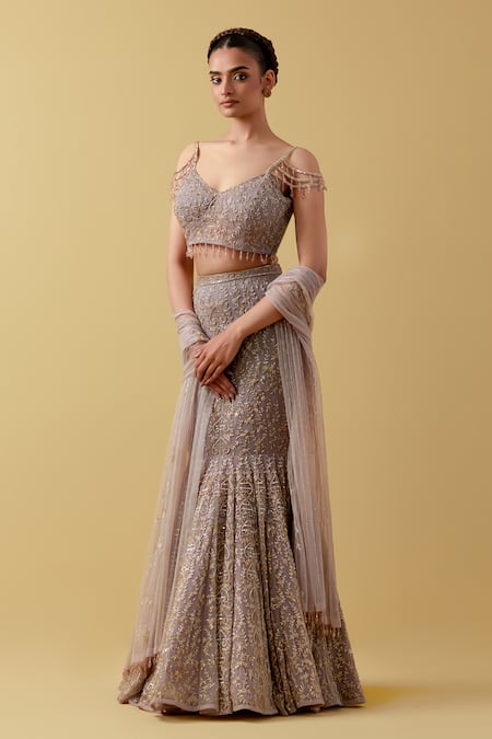 Ikshita Choudhary Lavender Net, Lycra Beads, Embroidery V-neck Lehenga Set at Aza Fashions Ikshita Choudhary_Lavender Net, Lycra Beads, Embroidery V-neck Lehenga Set _at_Aza_Fashions