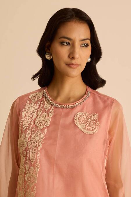 Buy_Inej_Pink Cotton Pearls Round Neck Embroidered Organza Kurta Set 