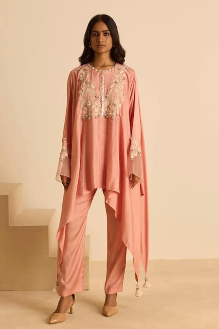 Inej Embroidered Pink Drape Tunic Set 