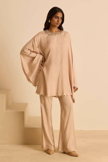 Shop_Inej_Beige Cotton Pearls Round Neck Peach Square Sleeve Kaftan Set _Online_at_Aza_Fashions