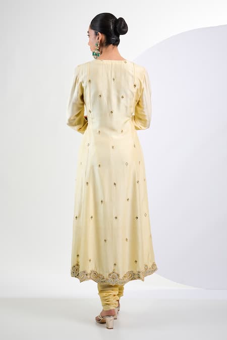 Shop_Neha Khullar_Ivory Silk, Organza, Chanderi Mirrors V-neck Hand Embroidered Kurta Set _at_Aza_Fashions