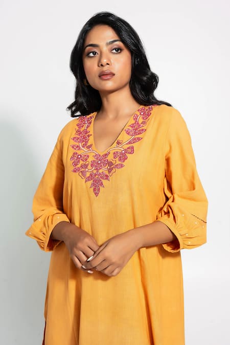 Buy_Pants And Pajamas_Mustard Handloom Cotton Embroidery V-neck Hand Woven Kurta 