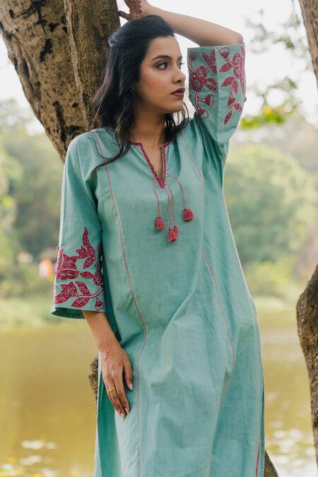 Buy_Pants And Pajamas_Aqua Handloom Cotton Embroidery, Tassels V-neck Hand Woven Kurta 