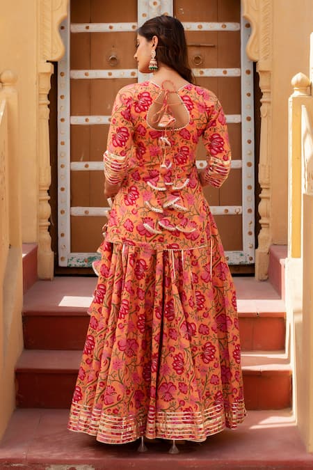 Pomcha Jaipur Peach Floral Kurta Set With Dupatta 