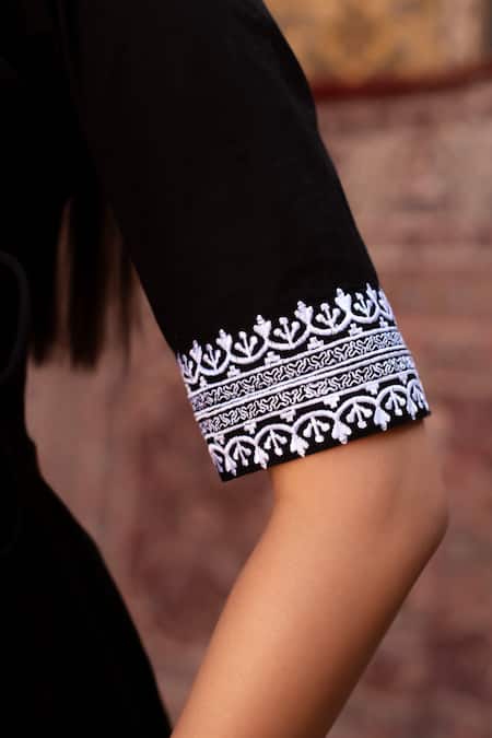 Shop Pomcha Jaipur Black Cotton, Net Embroidery V-neck Anarkali Kurta Set Online at Aza Fashions Shop_Pomcha Jaipur_Black Cotton, Net Embroidery V-neck Anarkali Kurta Set _Online_at_Aza_Fashions