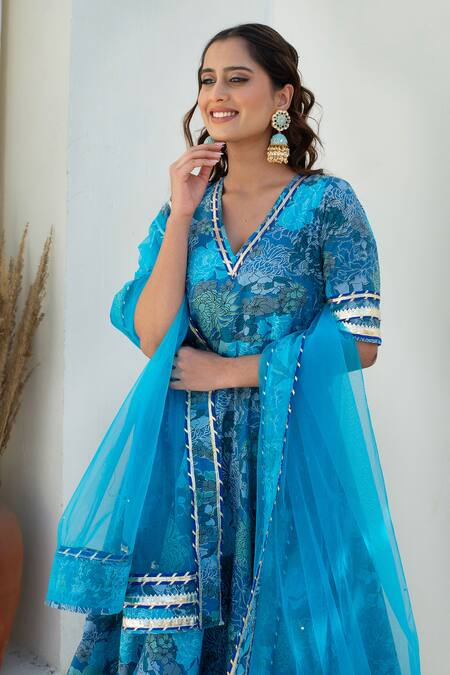 Shop Pomcha Jaipur Blue Cotton, Net Embroidery V-neck Printed Anarkali Kurta Set Online at Aza Fashions Shop_Pomcha Jaipur_Blue Cotton, Net Embroidery V-neck Printed Anarkali Kurta Set _Online_at_Aza_Fashions