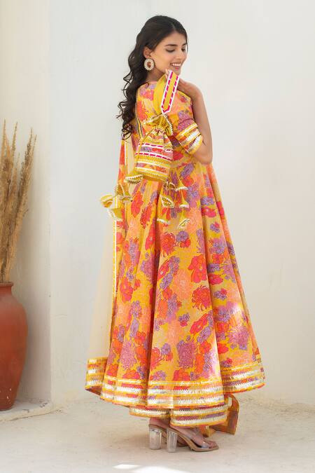 Pomcha Jaipur Yellow Cotton, Net Tassels V-neck Floral Print Anarkali Kurta Set Online at Aza Fashions Pomcha Jaipur_Yellow Cotton, Net Tassels V-neck Floral Print Anarkali Kurta Set _Online_at_Aza_Fashions