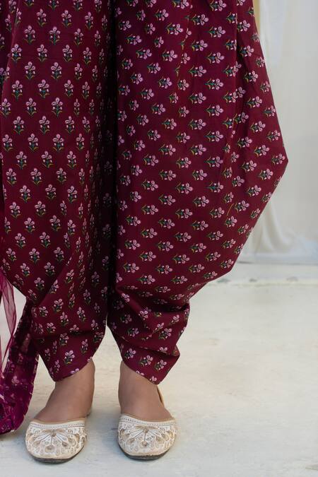 Buy_Pomcha Jaipur_Wine Cotton, Net Embroidery V-neck Printed Kurta Set With Dhoti Pant 