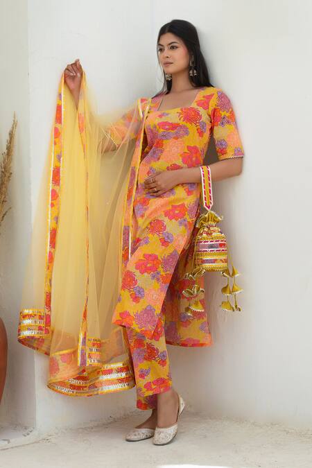 Shop Pomcha Jaipur Yellow Cotton, Net Square Neck Floral Printed Kurta Set Online at Aza Fashions Shop_Pomcha Jaipur_Yellow Cotton, Net Square Neck Floral Printed Kurta Set _Online_at_Aza_Fashions