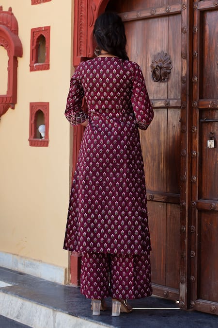 Pomcha Jaipur Wine Cotton Tassels V-neck Printed Kurta Set Online at Aza Fashions Pomcha Jaipur_Wine Cotton Tassels V-neck Printed Kurta Set _Online_at_Aza_Fashions