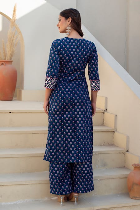 Pomcha Jaipur Blue Cotton Embroidery Open Neck Printed Kurta Set Online at Aza Fashions Pomcha Jaipur_Blue Cotton Embroidery Open Neck Printed Kurta Set _Online_at_Aza_Fashions