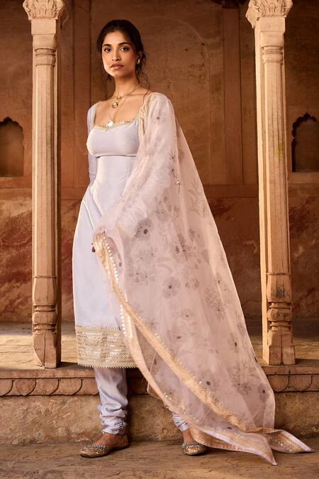 SAANJH BY LEA Gray Chanderi, Organza Embroidery Sweetheart Neck Grey-blue Kurta Set Online at Aza Fashions SAANJH BY LEA_Gray Chanderi, Organza Embroidery Sweetheart Neck Grey-blue Kurta Set _Online_at_Aza_Fashions