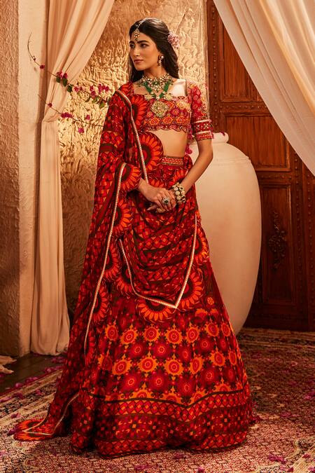 Buy_The Royaleum_Red Silk Embroidery Square Neck Floral Printed Lehenga Set _Online_at_Aza_Fashions