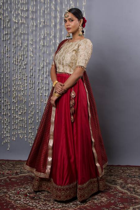 Shop_Shweta Dabas_Maroon Silk Tassels, Beads, Pearls, Embroidery Round Lehenga Set With Dupatta _Online_at_Aza_Fashions