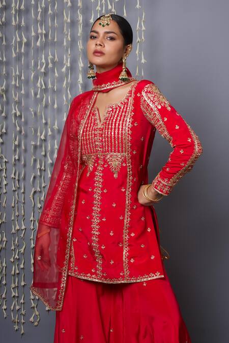 Buy_Shweta Dabas_Red Crepe, Silk Organza Sequins, Beads Round Neck Embroidered Sharara Set 