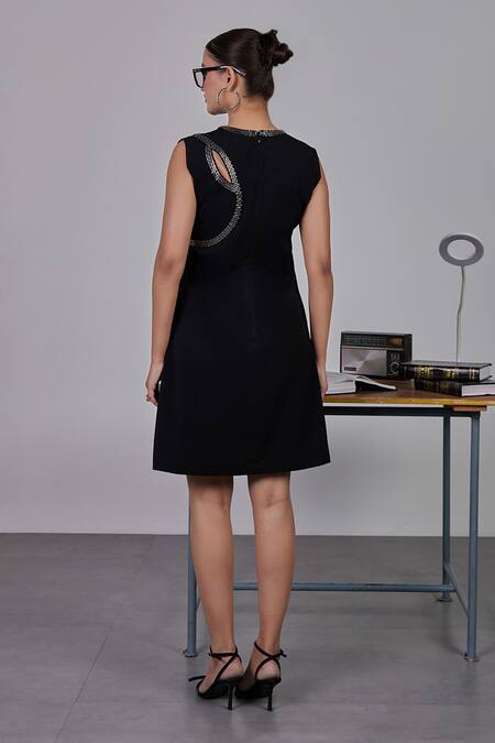 Shop Maenaam Black Polyester Metallic Thread Crew Tia Sleeveless Dress With Embellishments at Aza Fashions Shop_Maenaam_Black Polyester Metallic Thread Crew Tia Sleeveless Dress With Embellishments_at_Aza_Fashions