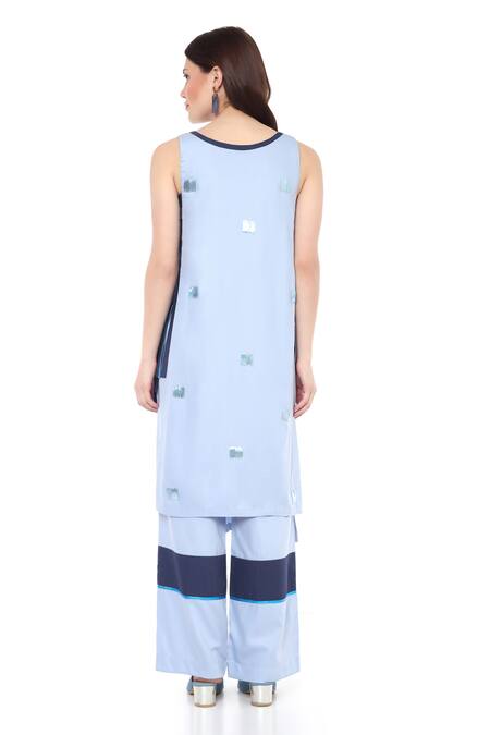 Shop Maenaam Blue Viscose Round Neck Color Block Tunic And Pants Set at Aza Fashions Shop_Maenaam_Blue Viscose Round Neck Color Block Tunic And Pants Set_at_Aza_Fashions